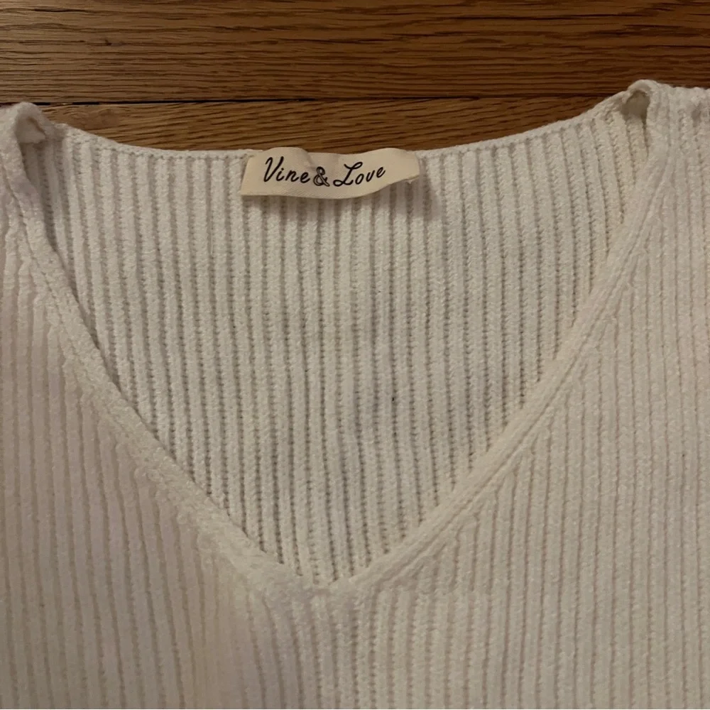 Vine & Love White and Green Striped Sweater - Picture 4 of 4